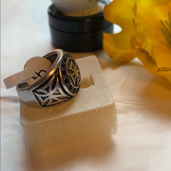 Men’s ring - Picture 4 of 4